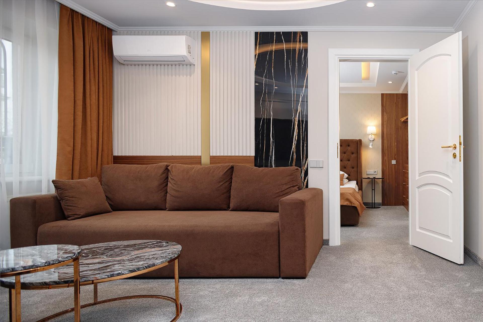 Eurohotel Lviv Extérieur photo