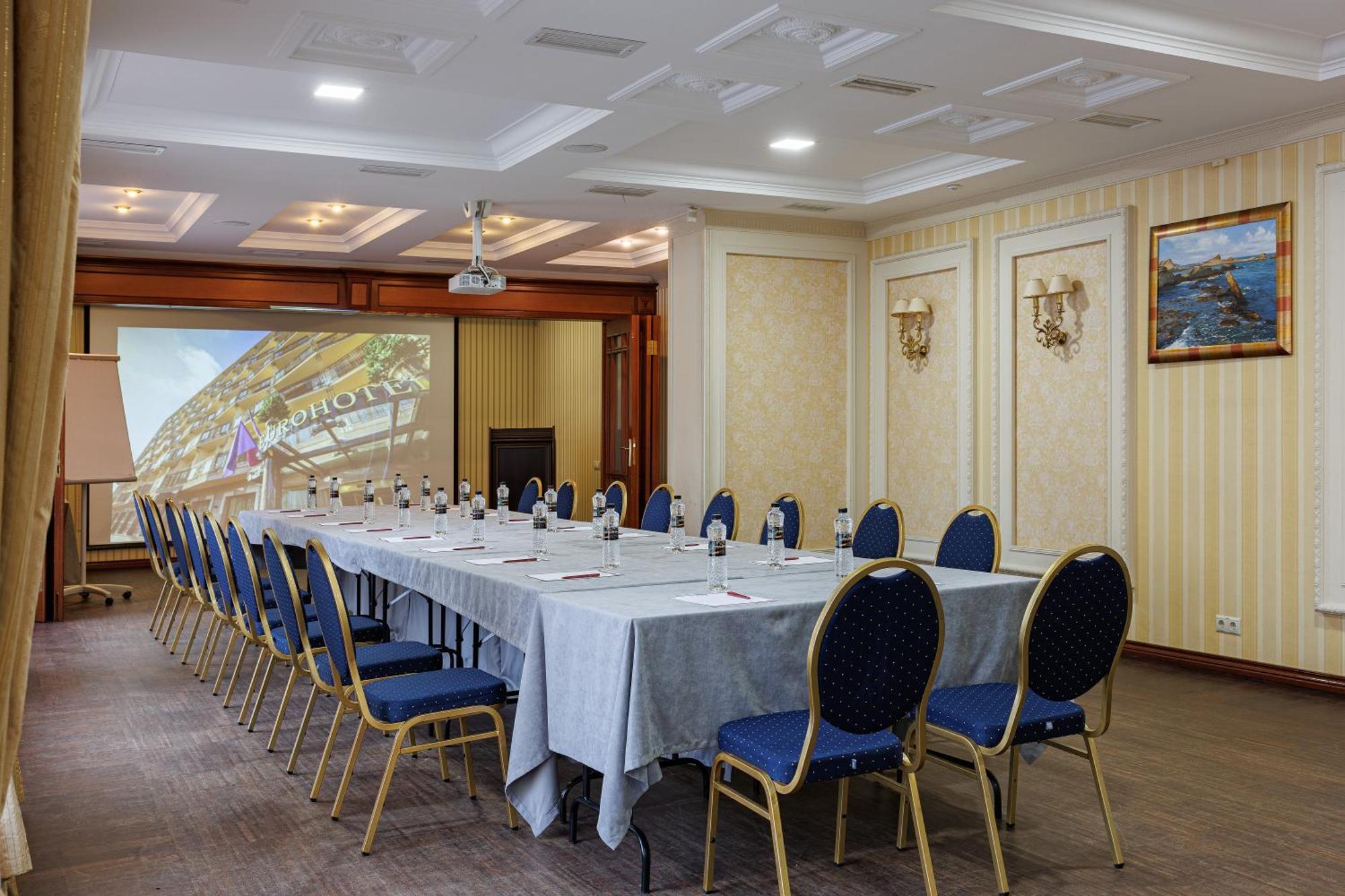 Eurohotel Lviv Extérieur photo