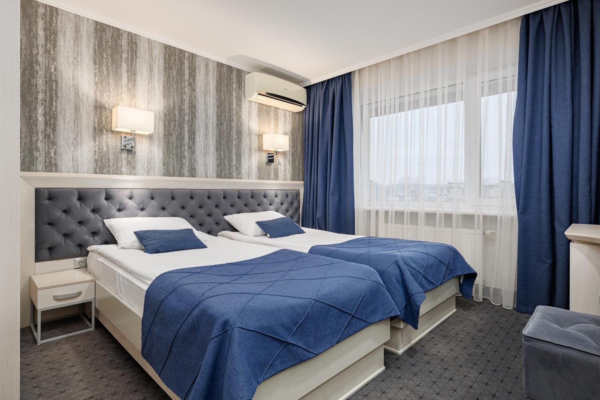 Eurohotel Lviv Extérieur photo